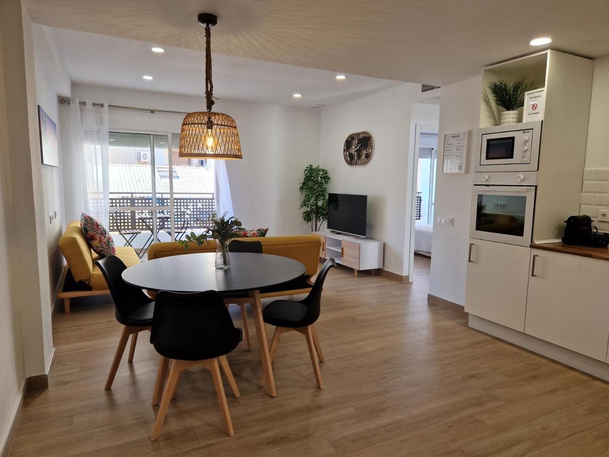Pavone Apartments Малага Экстерьер фото