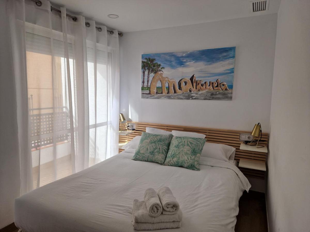 Pavone Apartments Малага Экстерьер фото